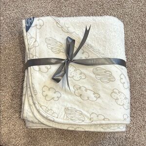 Cloud Patterned Baby Hooded Towel
